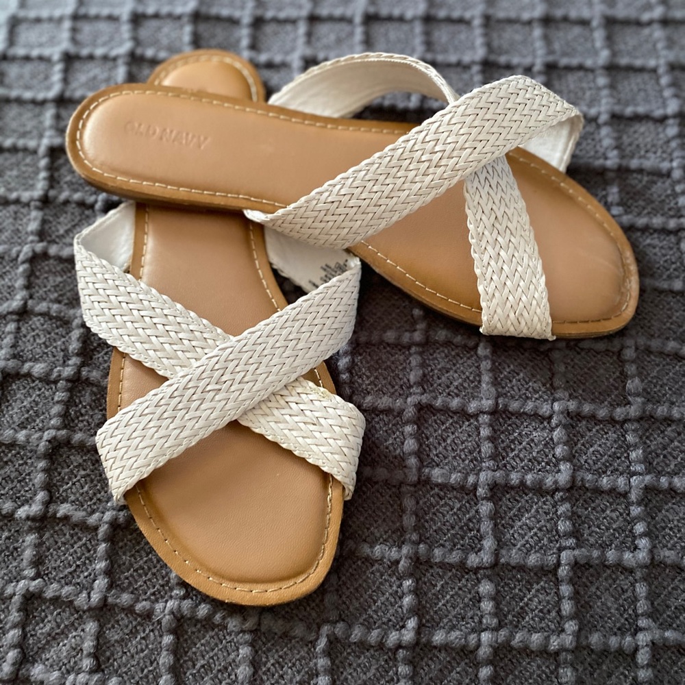 Old Navy sandals with white strap